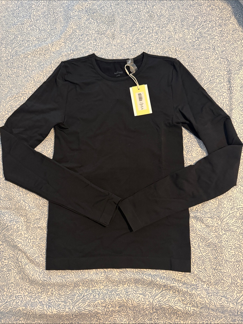 Wilfred Seamless Black Crew Neck Long Sleeve Top